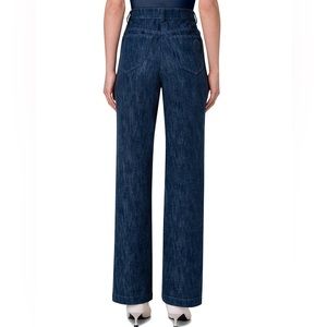 Akris punto
Conor Straight-Leg Jeans